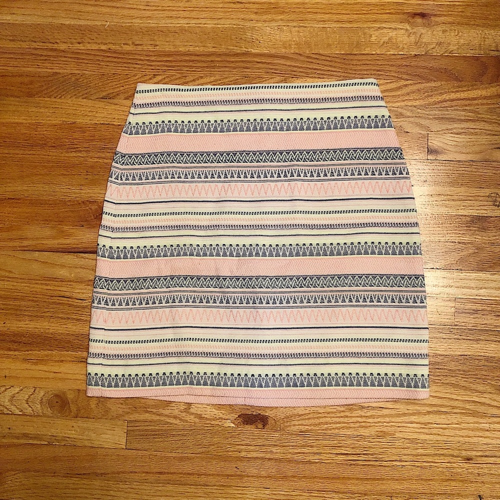 Ann Taylor LOFT Petite Costa Jacquard Striped Mini Skirt - Size 0P